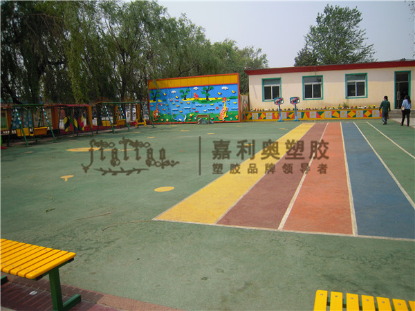 蒲公英幼儿园（室外）